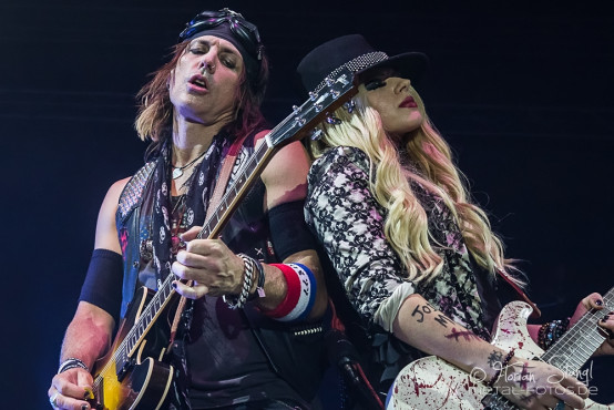 alice-cooper-stadthalle-lichtenfels-04-08-2013-08