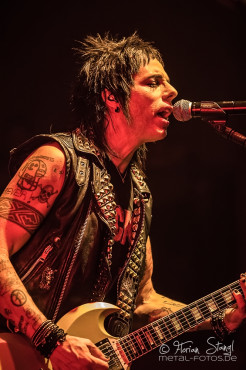 alice-cooper-stadthalle-lichtenfels-04-08-2013-38