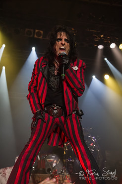 alice-cooper-stadthalle-lichtenfels-04-08-2013-44