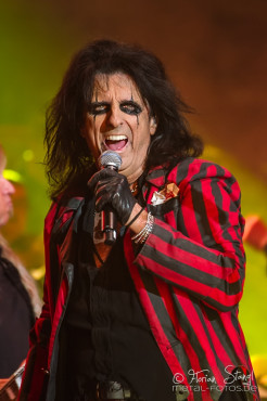 alice-cooper-rock-meets-classic-arena-nuernberg-13-03-2014_0002