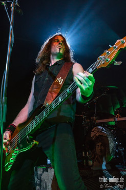 amorphis-hirsch-nuernberg-23-03-2014_0014