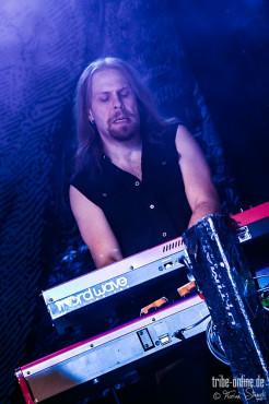 amorphis-hirsch-nuernberg-23-03-2014_0034