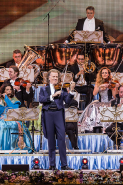 andre-rieu-und-sein-johann-strauss-orchester-arena-nuernberg-28-1-2017_0018