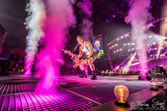 andreas-gabalier-arena-nuernberg-01-10-2015_0002