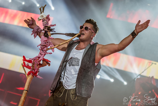 andreas-gabalier-arena-nuernberg-01-10-2015_0007