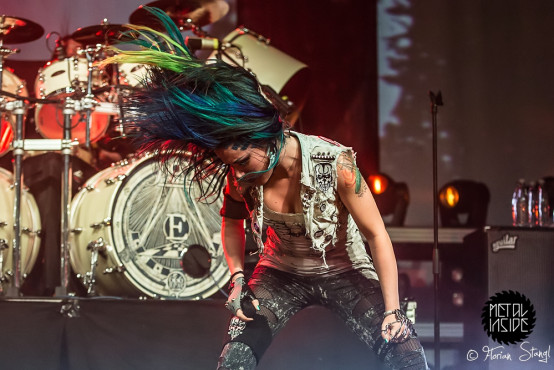 arch-enemy-eventhalle-geiselwind-12-12-2014_0017