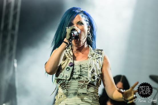 arch-enemy-eventhalle-geiselwind-12-12-2014_0057