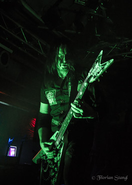 arch-enemy-17-10-2012-rockfabrik-ludwigsburg-25