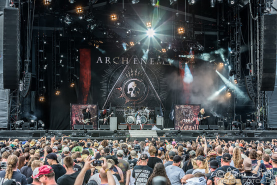 arch-enemy-bang-your-head-17-7-2015_0006