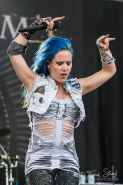 arch-enemy-summer-breeze-2014-14-8-2014_0024
