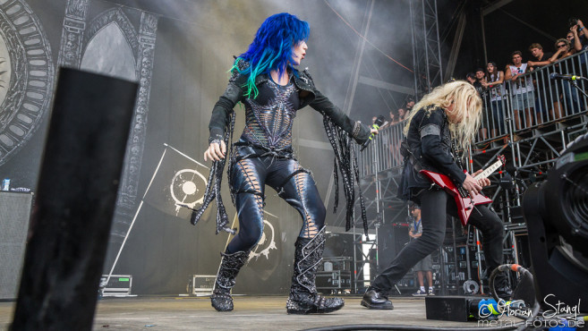 arch-enemy-summer-breeze-2016-19-08-2016_0004