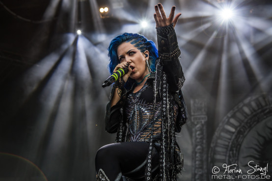 arch-enemy-summer-breeze-2016-19-08-2016_0034