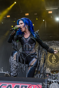 arch-enemy-summer-breeze-2016-19-08-2016_0057