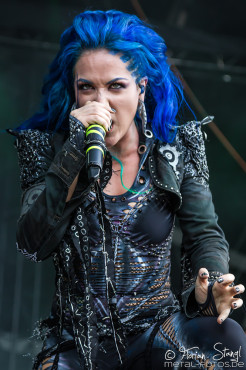 arch-enemy-summer-breeze-2016-19-08-2016_0068