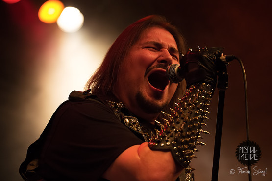 attacker-metal-assault-wuerzburg-2-2-2013-01