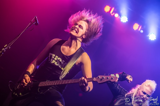 battle-beast-eventhalle-geiselwind-10-01-2015_0002