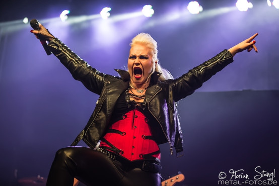 battle-beast-eventhalle-geiselwind-10-01-2015_0013