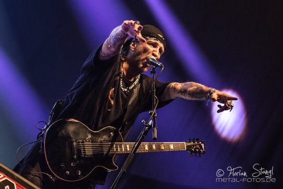 biohazard-summer-breeze-2014-16-8-2014_0005