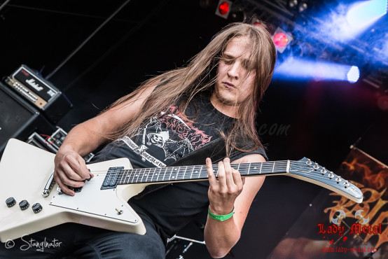 bleeding-red-eisenwahn-2013-26-07-2013-01