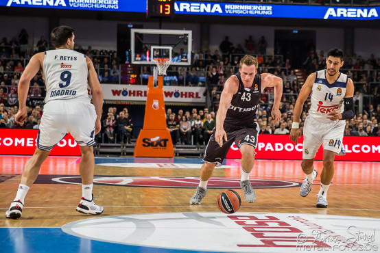 brose-baskets-vs-real-madrid-arena-nuernberg-25-1-2017_0014