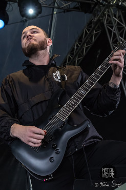 bury-your-dead-with-full-force-2013-30-06-2013-23