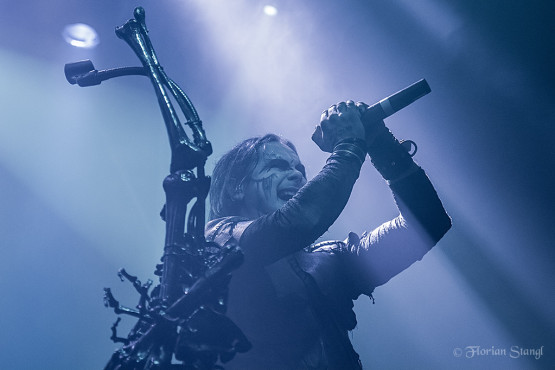 cradle-of-filth-7-12-2012-music-hall-geiselwind-17