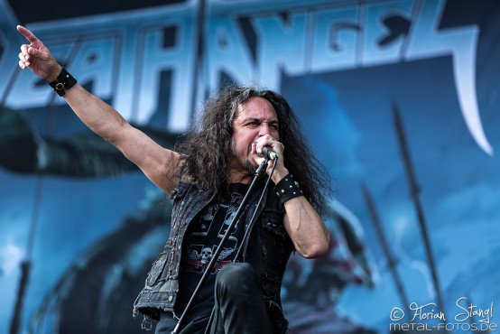death-angel-bang-your-head-16-7-2015_0057