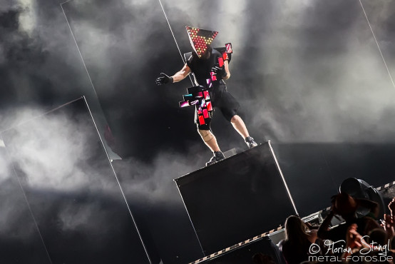 deichkind-rock-im-park-07-06-2015_0010