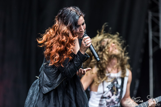 delain-masters-of-rock-11-7-2015_0033
