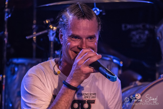 dog-eat-dog-rockfabrik-nuernberg-01-09-2013-01