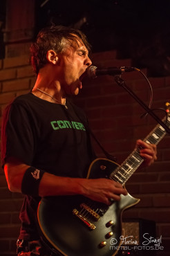 dog-eat-dog-rockfabrik-nuernberg-01-09-2013-09