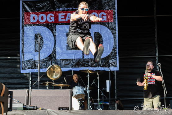 dog-eat-dog-masters-of-rock-10-7-2015_0006