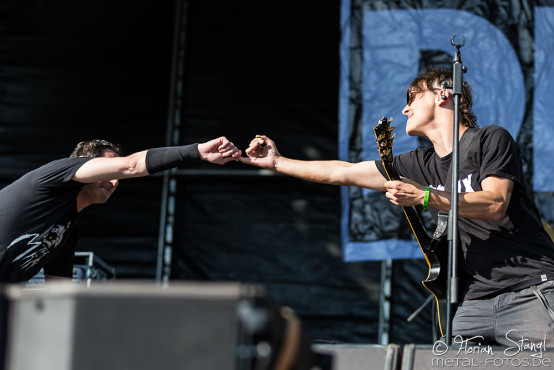 dog-eat-dog-masters-of-rock-10-7-2015_0013