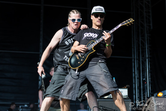dog-eat-dog-masters-of-rock-10-7-2015_0018