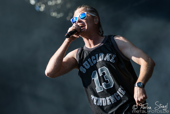 dog-eat-dog-masters-of-rock-10-7-2015_0041