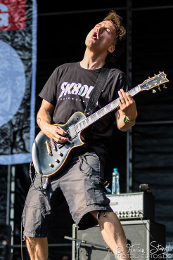 dog-eat-dog-masters-of-rock-10-7-2015_0044