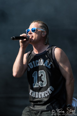 dog-eat-dog-masters-of-rock-10-7-2015_0052