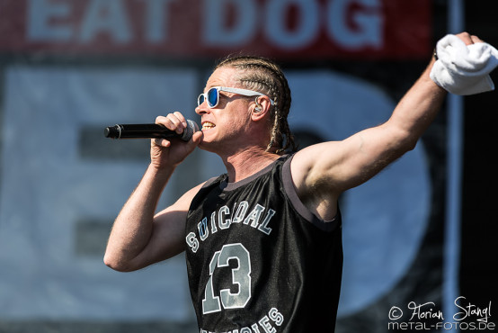 dog-eat-dog-masters-of-rock-10-7-2015_0054
