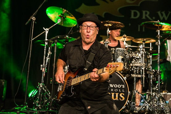 dr-woos-rocknroll-circus-pyras-classic-rock-2014-9-8-2014_0014