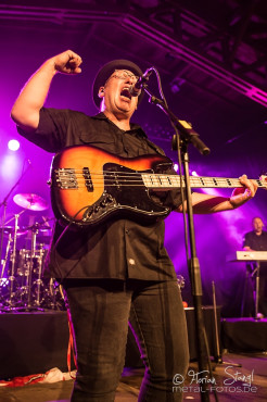 dr-woos-rocknroll-circus-pyras-classic-rock-2014-9-8-2014_0023