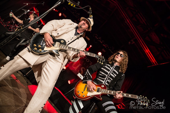 dr-woos-rocknroll-circus-pyras-classic-rock-2014-9-8-2014_0051