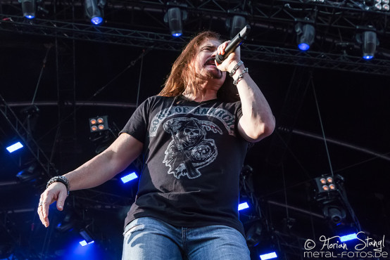 dream-theater-bang-your-head-18-7-2015_0011