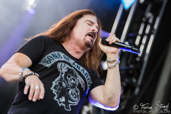 dream-theater-bang-your-head-18-7-2015_0056