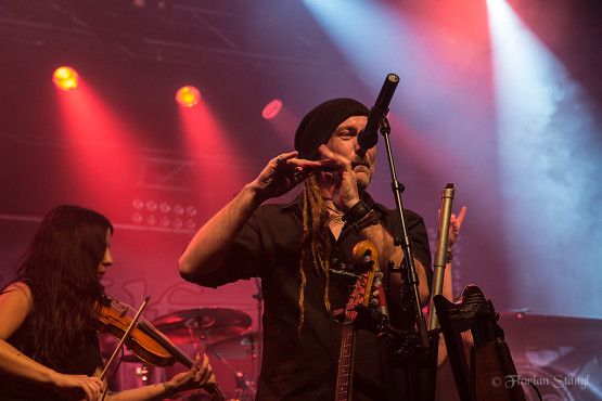 eluveitie-21-9-2012-geiselwind-eventhalle-6