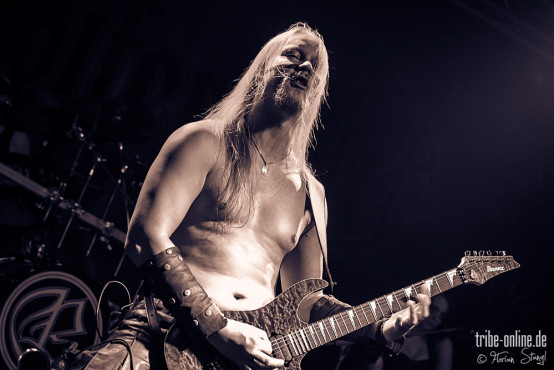 ensiferum-heidenfest-2013-27-09-2013_07