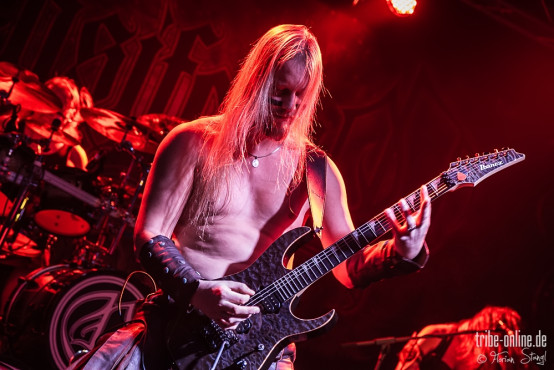 ensiferum-heidenfest-2013-27-09-2013_33