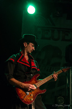 feuerschwanz-13-12-2012-hirsch-nuernberg-13