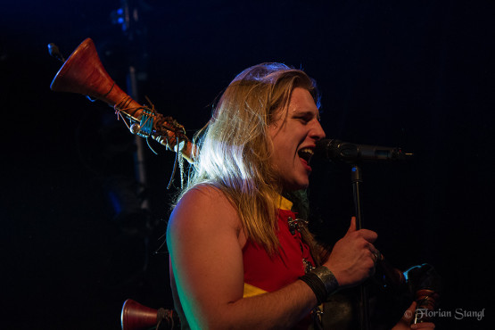 feuerschwanz-13-12-2012-hirsch-nuernberg-18