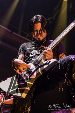 five-finger-death-punch-zenith-muenchen-14-11-2013_68