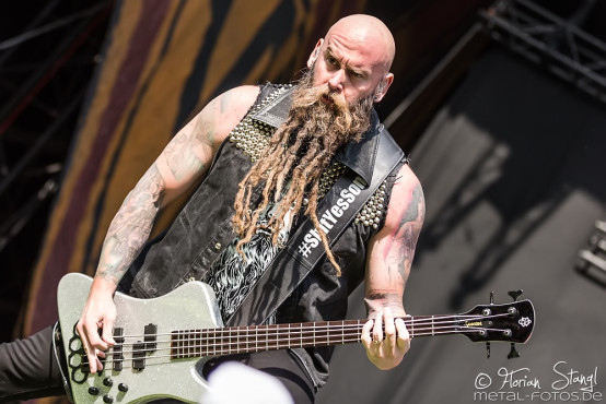five-finger-death-punch-rockavaria-30-05-2015_0004